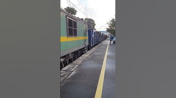 [தமிழ்] why this yellow line in platforms explained? #engineering #tamil #science