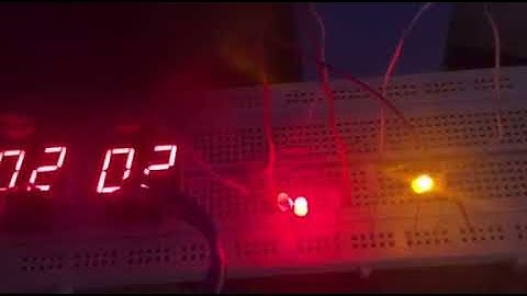 Traffic Light with countdown 7 segment display with Arduino(2 lanes)