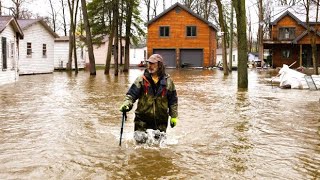 Clearing Flooded Street by Swiftly Draining Out Water & Unclog Drains for Effective Flood Management