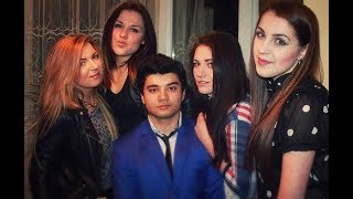 Karam`s Home Party Resimi