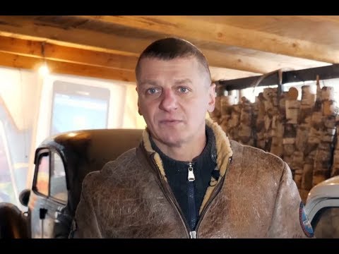 Евгений Болотный: коллекционер с уникальной квартирой полной древних артефактов