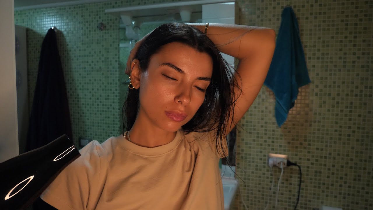 Расслабьтесь вместе с ней: Ванная комната с феном [ASMR]