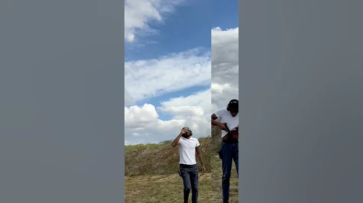 Appendix carry draw phone📱🔫 & drink🥤💥distraction shooting drill #shorts #guns #glock #glock19