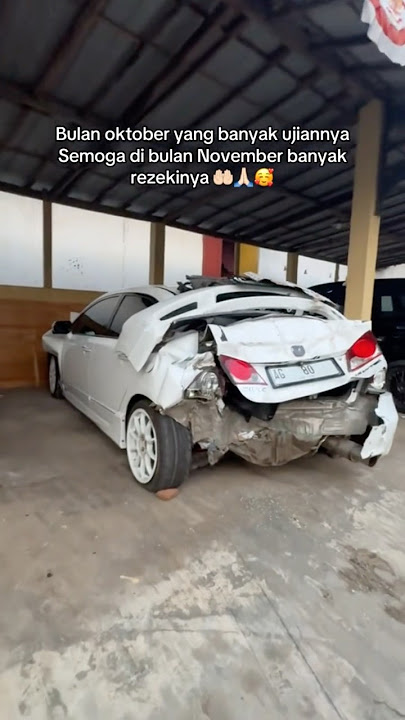 Kondisi mobil Civic Joyce yang ketabr4k sopir truk muat kayu !!