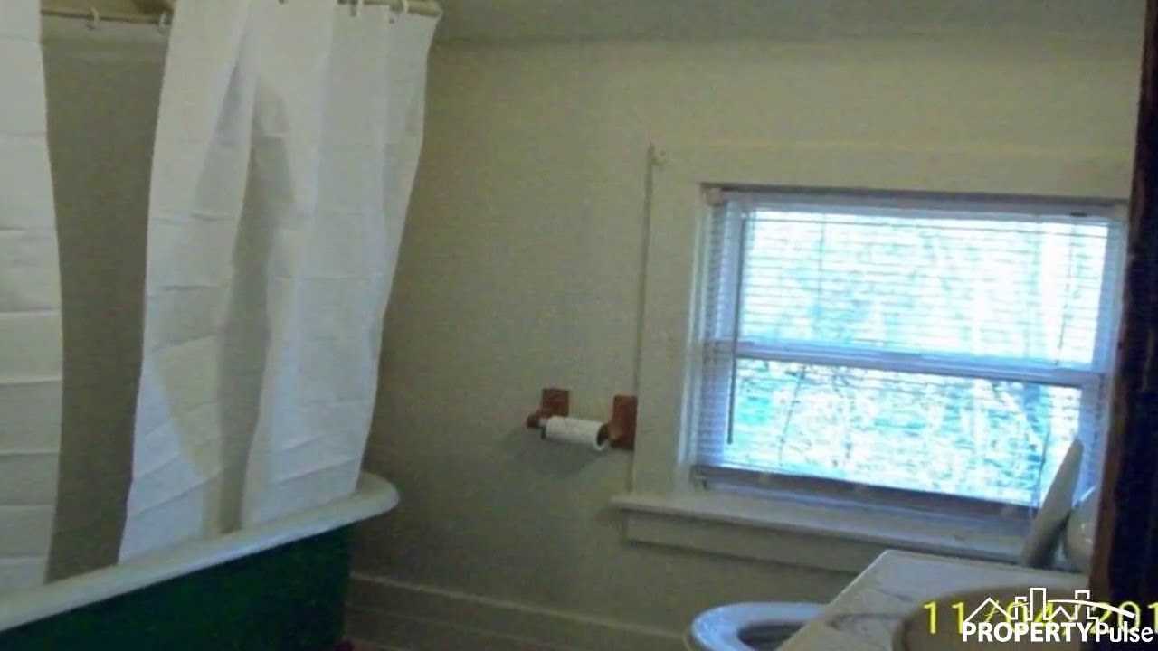 35 CLARENCE Street, Pontiac, MI 48342