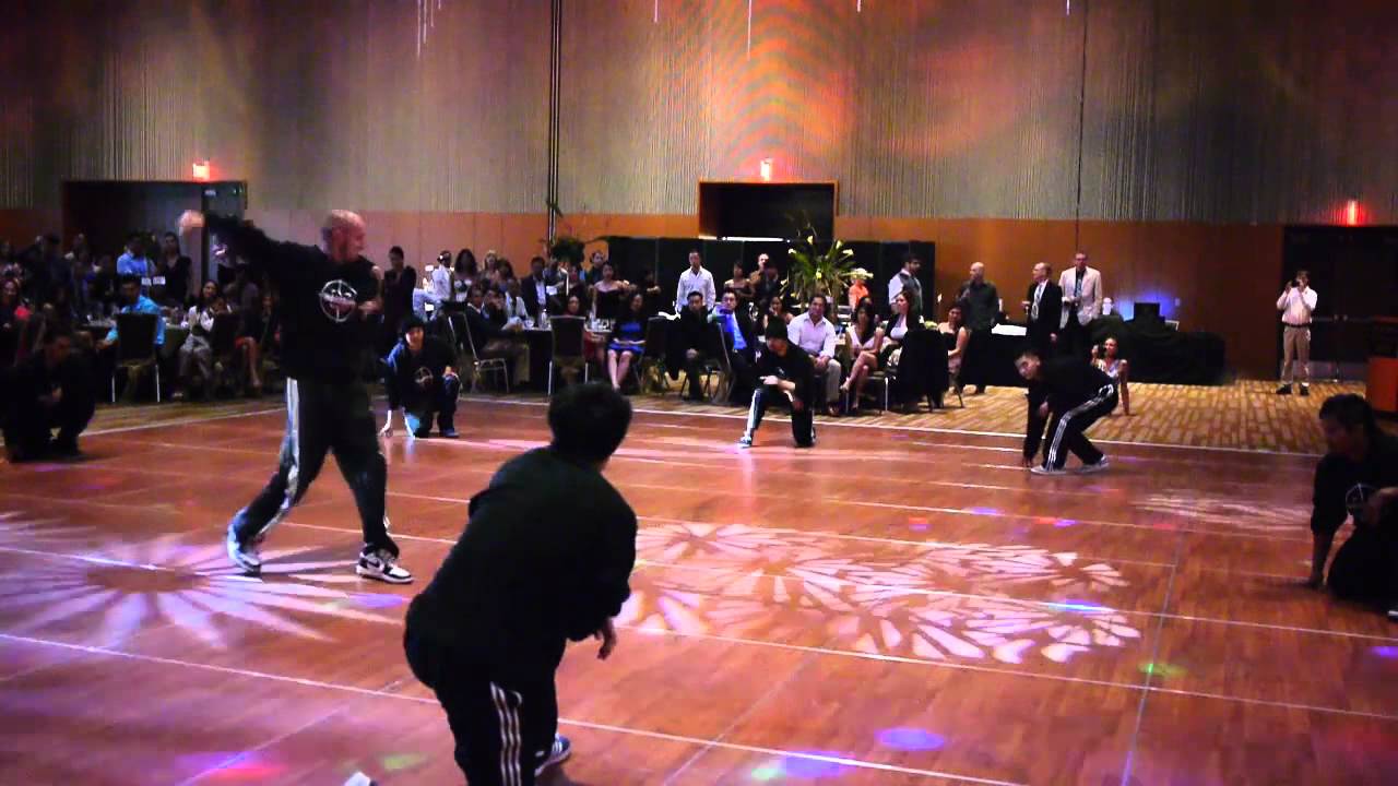 iLLaskan Assassins Wedding Performance