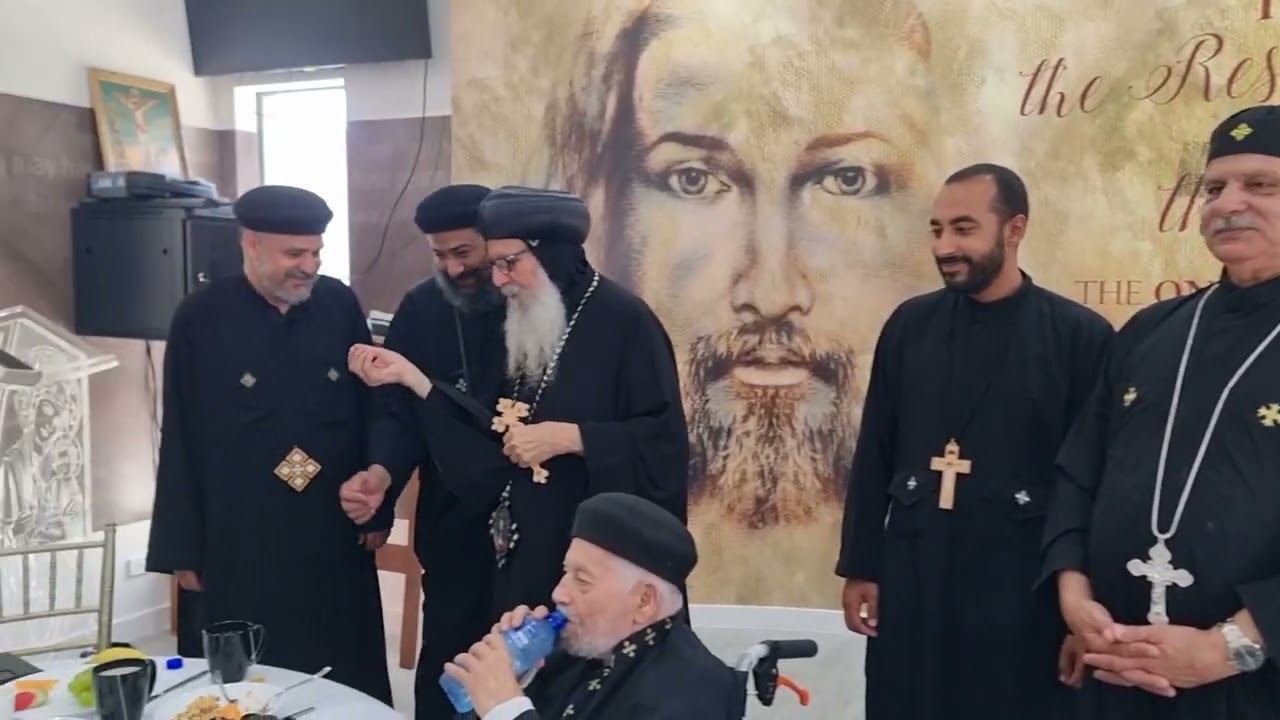 الاحتفال بعيد ميلاد القمص مينا كامل بحضور الانبا صربامون مطران أمدرمان درمان 