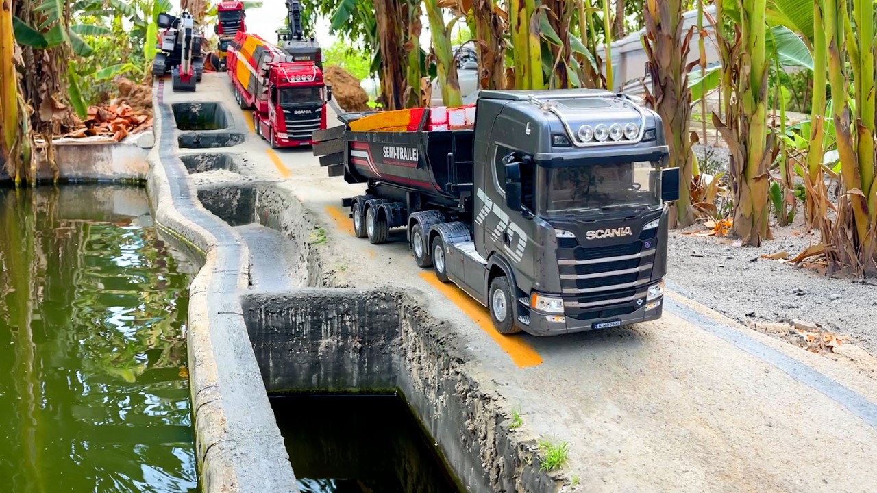 Day 16 ! Truck Scania Full Muatan Lewat Jalan Extreme - RC Truck Scania Huina 1501 Transport