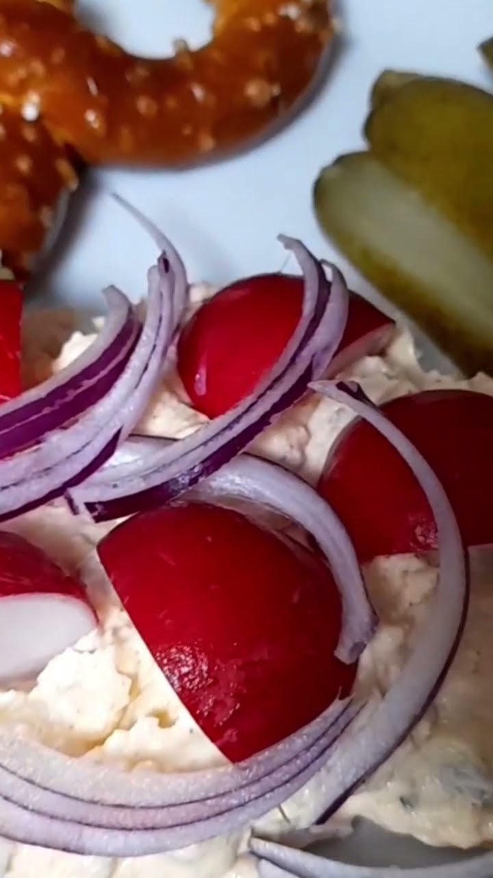Obatzter mit Brezeln #Austrian foods #yummy #shorts - YouTube