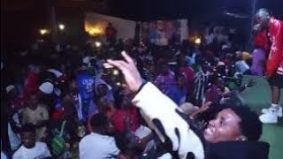 SHOW LIVE SINA JINA MC NDANI YA MOROGORO TANZANIA AKILUSHA MASHABIKI 