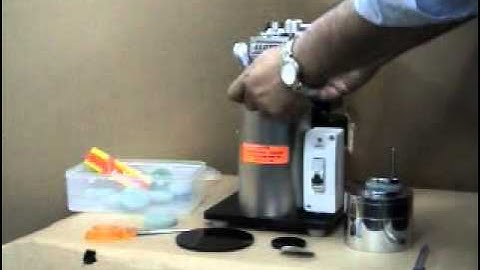 Lloyds Rub Resistance Tester BS 3110 Demo Video