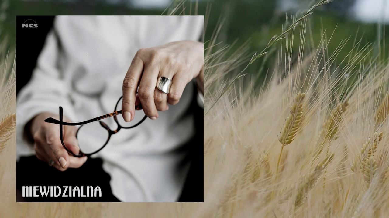 Niewidzialna - słowa Michał Czejgis