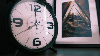 Famous 28 | Nice Modern Clock | 4K Free Stock Footage Scenery Video No copyright video 60FPS 4K Ultra HD Profile