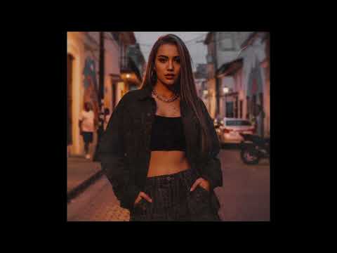 SE PEGA LENTO SARAI Video Oficial 