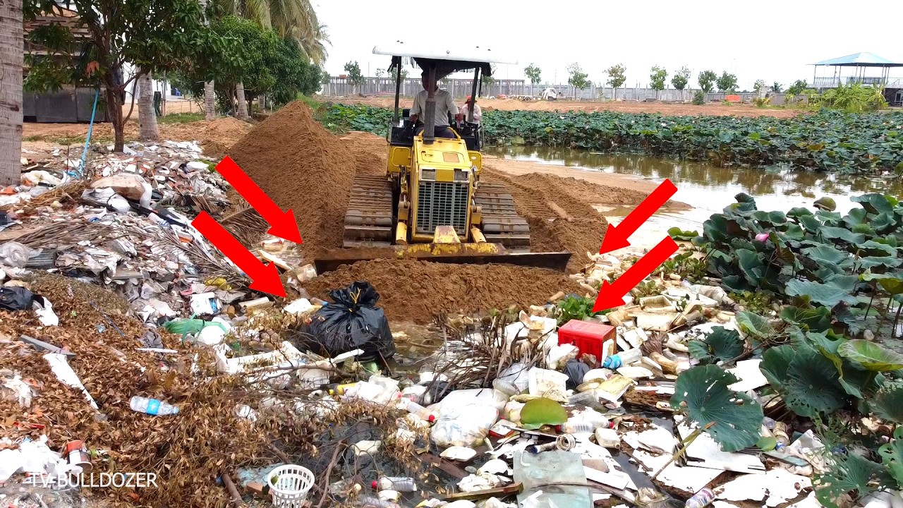 Perfectly! Start A New Project LANDFILL DELETE POND TRASH By Driver D20P DOZER Pushing SAND & Trucks
