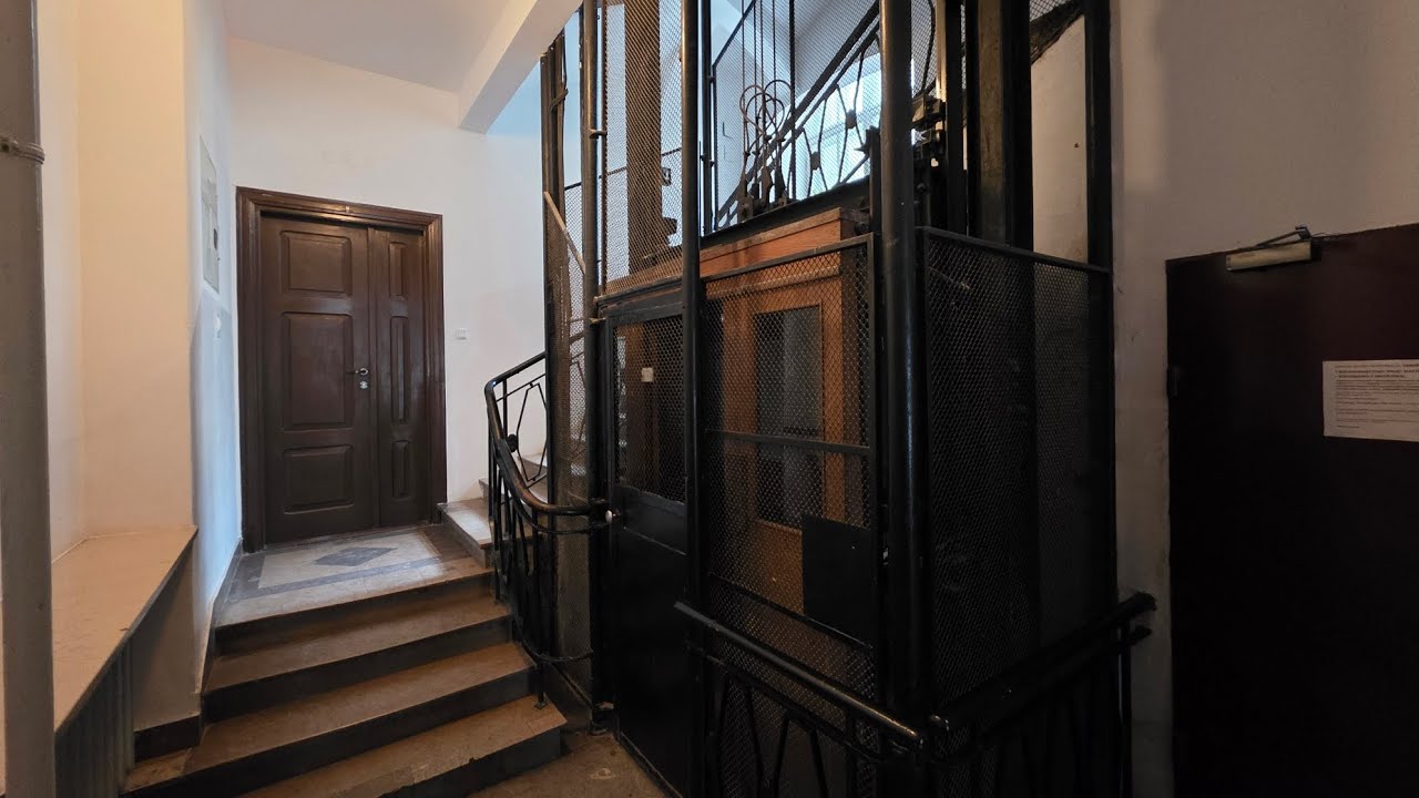 Przedwojenna winda MOC z 1922 roku (mod. ZUD) @ al. Ujazdowskie 47, Warszawa 🇵🇱