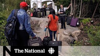 Trudeau losing trust on border crossing issue: poll