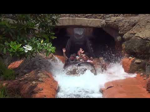 Video: Disney Sprehaja Splash Mountain V čarobno Atrakcijo "Princesa In žaba"