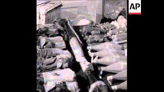 SYND 25/08/1969 THE ISRAELI SECURITY FORCES DISCOVER AN ASSORTMENT OF ARMS IN AN ABANDONED ARAB FISH