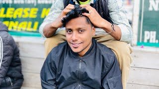 Manali head massage #manali #we_star_vlogs #shorts #shortvideo #massage #streetmassage #couple