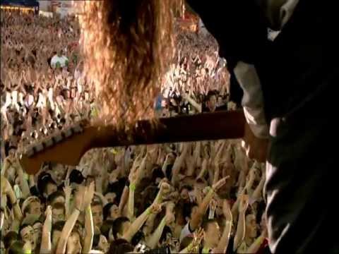 Red Hot Chili Peppers - Scar Tissue - Live at Slane Castle [HD]