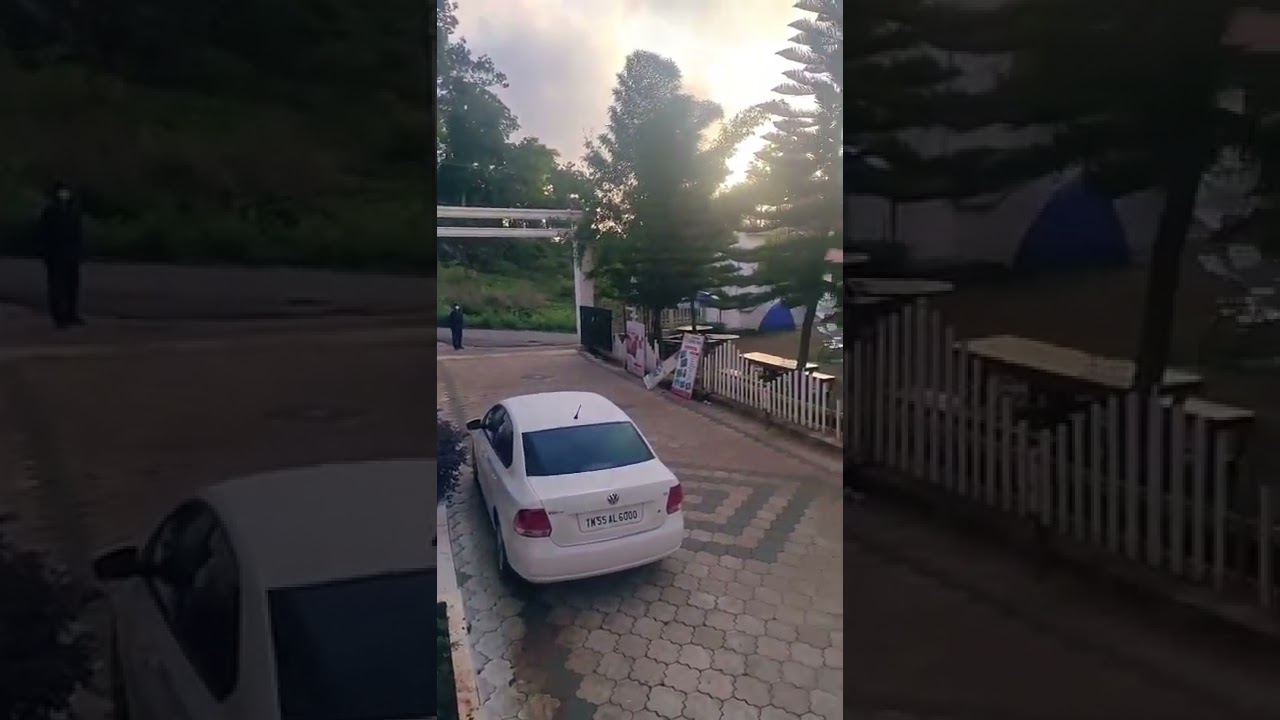 Enjoying the morning breeze @Hotel Aradhana Inn // Yercaud Hills 😇 // 