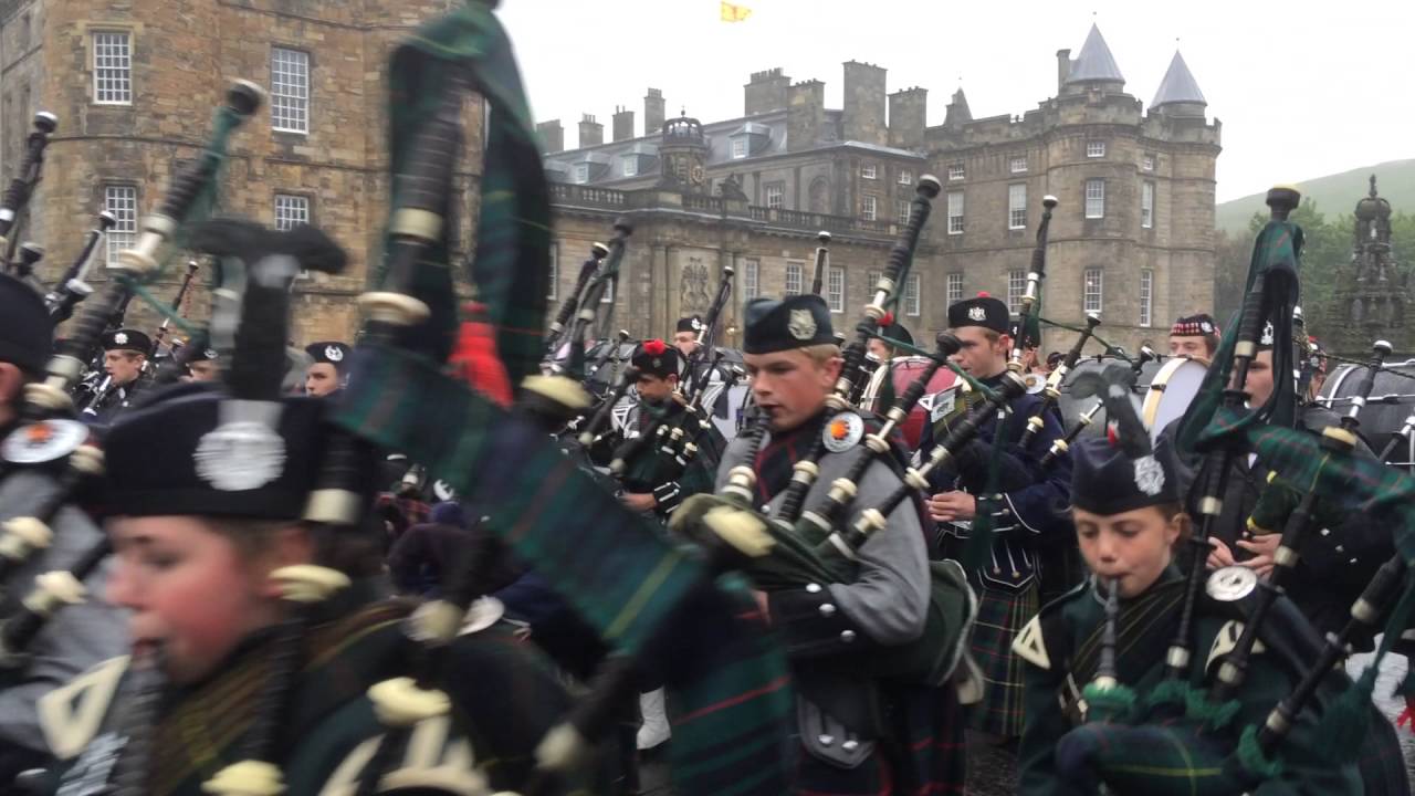 CCF Pipes & Drums Retreat, Palace of Holyrood House, Edinburgh YouTube