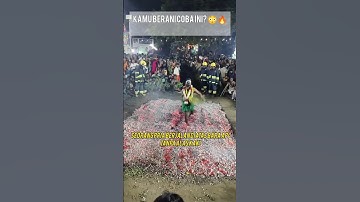 🔥 Tradisi Ekstrem! Ritual Jalan di Atas Bara Api 😱#shorts #shortvideo