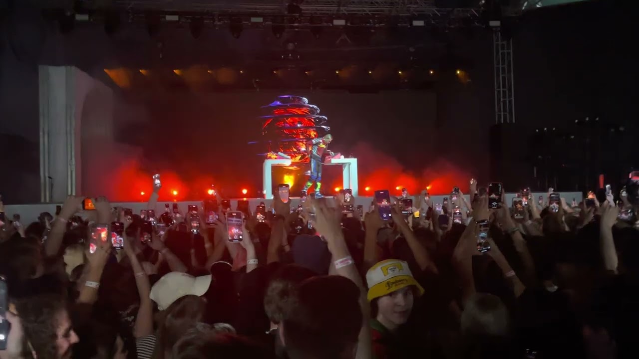 Flume Intro Brisbane 2022