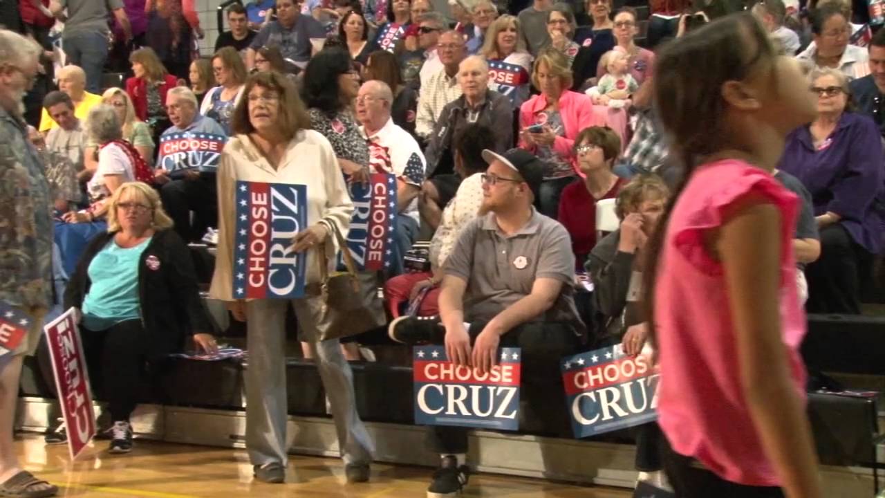 Ted Cruz, GOP supporters rally in Phoenix ahead of Tuesday election