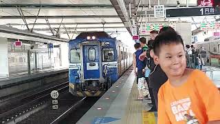 2023/8/22，emu500(機電改)3257次區間車，豐原進站