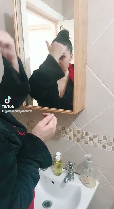 🌙Вечерен масаж с измивно олио преди сън - YouTube
