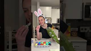 🐣 Hannah decorates Easter eggs AGAIN! 🐰