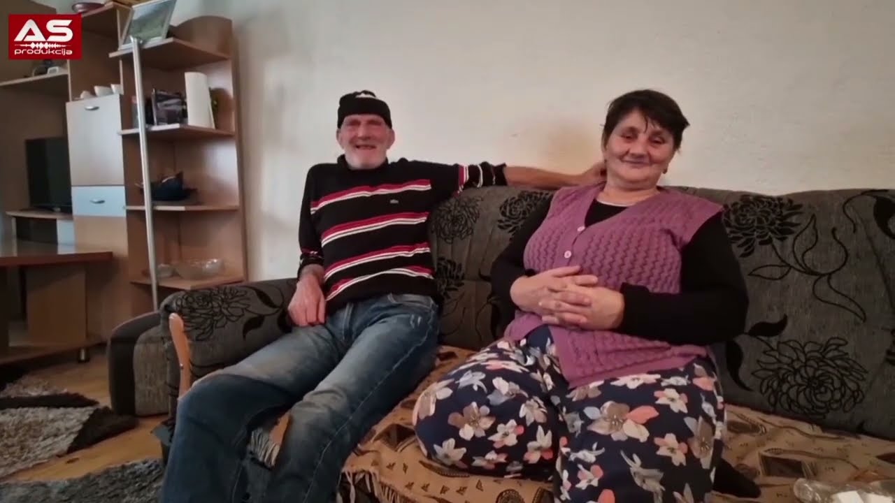 .Ja sam imala 16 a on 17 godina  kad smo se uzeli.