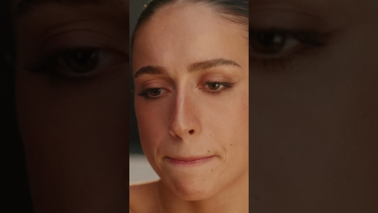 Dr. Shah shows Tate McRae how to hydrate her stress away with Neutrogena Hydro Boost.