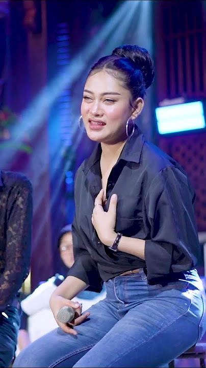 Lagu yang paling disukai Catur Arum Ketika Manggung #caturarum #denikarmila #panjakosing