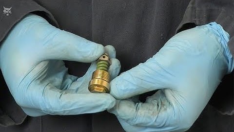 How to Install Auxiliary Port Relief | Bobcat Toolcat Utility Work Machines | Tutorial