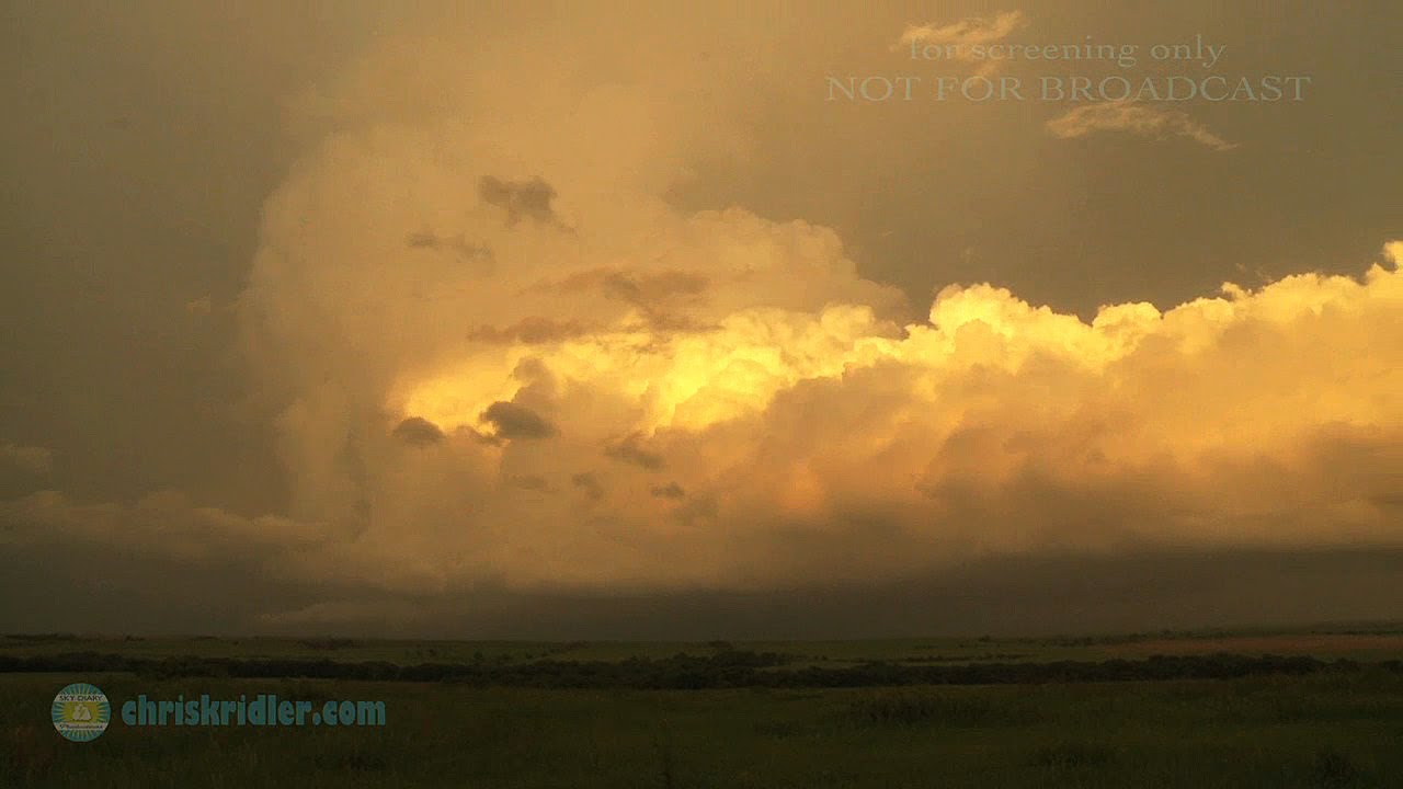 27 May 2013: Central Kansas storms and cloud acrobatics - YouTube