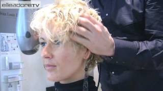Coiffure Courte Version Wavy