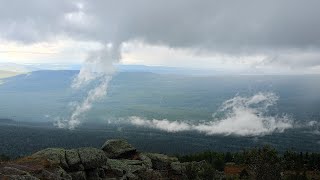 видео: Две ночи в палатке, трехдневный поход на Дальний Таганай. Каменная река, Монблан, Метеостанция картинка: Две ночи в палатке, трехдневный поход на Дальний Таганай. Каменная река, Монблан, Метеостанция