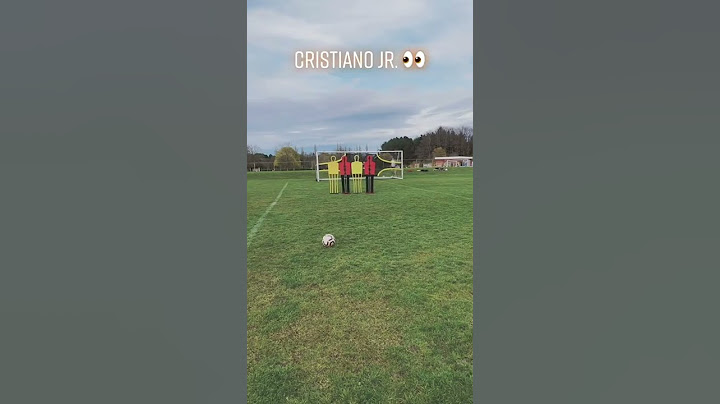This free kick from Cristiano Jr. 🤯