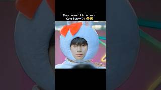 In front of his crush ?! 😝😂 | Crushology 101 #kdrama #shorts