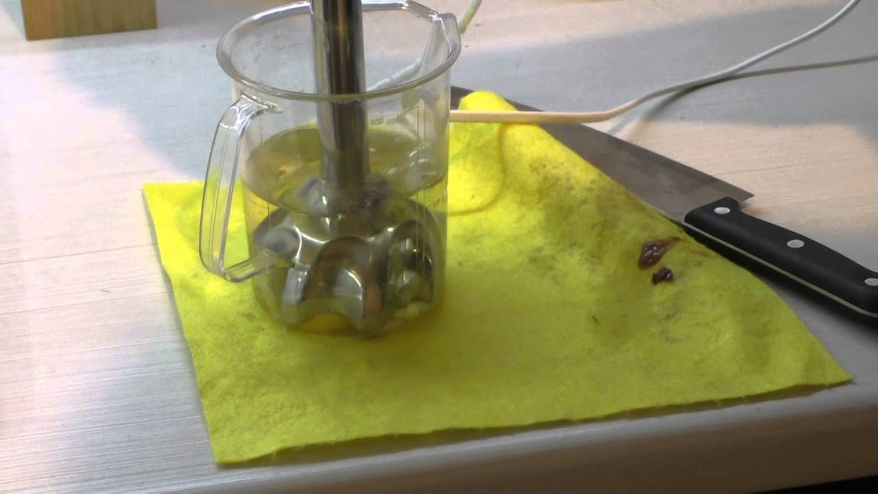 Мастер-класс: как приготовить белый соус для шаурмы (соус АлиОли) - YouTube