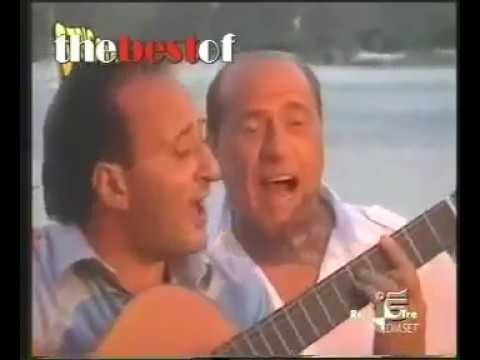 Así cantaba Berlusconi cuando era un hombre feliz