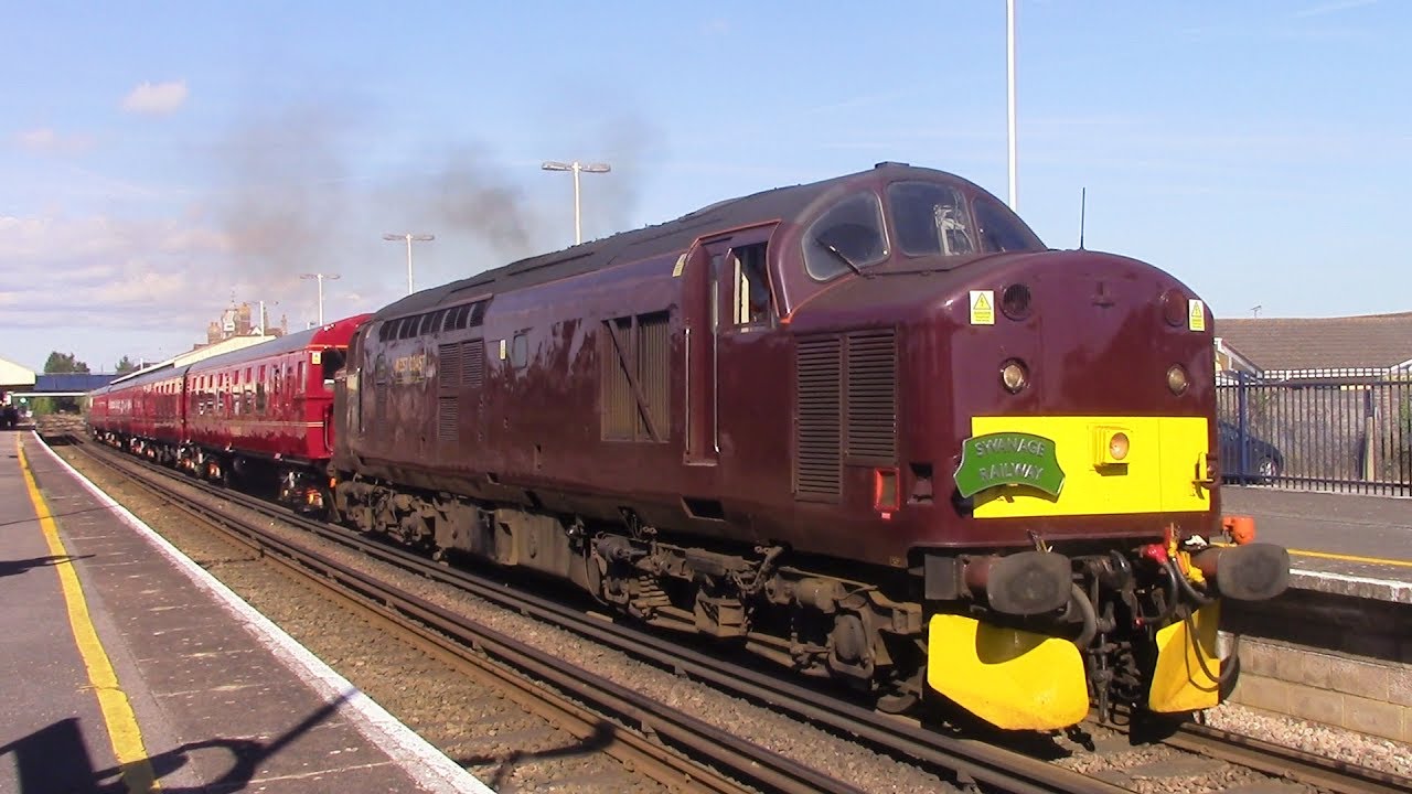 Swanage Train at Wareham 1/7/17