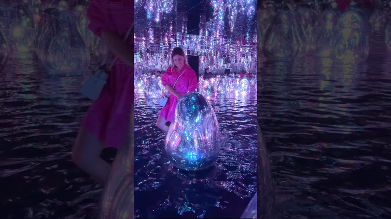 Место - обязательное к посящению. Teamlab Phenomena, Абу-Даби. Дубай