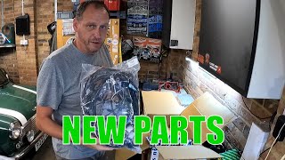 Unboxing Parts - Classic Mini Workshop - Racing Green Pt.46