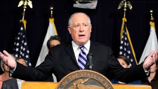 Quinn Bill Signing