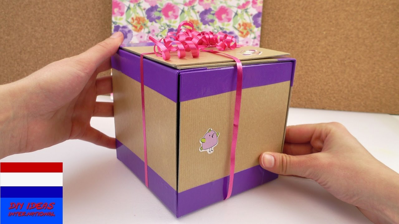 Groen kussen verkoopplan Zelf cadeaudoos maken | DIY verjaardagscadeau | mooi verpakken in  dobbelsteendoos - YouTube