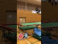 トランポリンでハンドボール練習